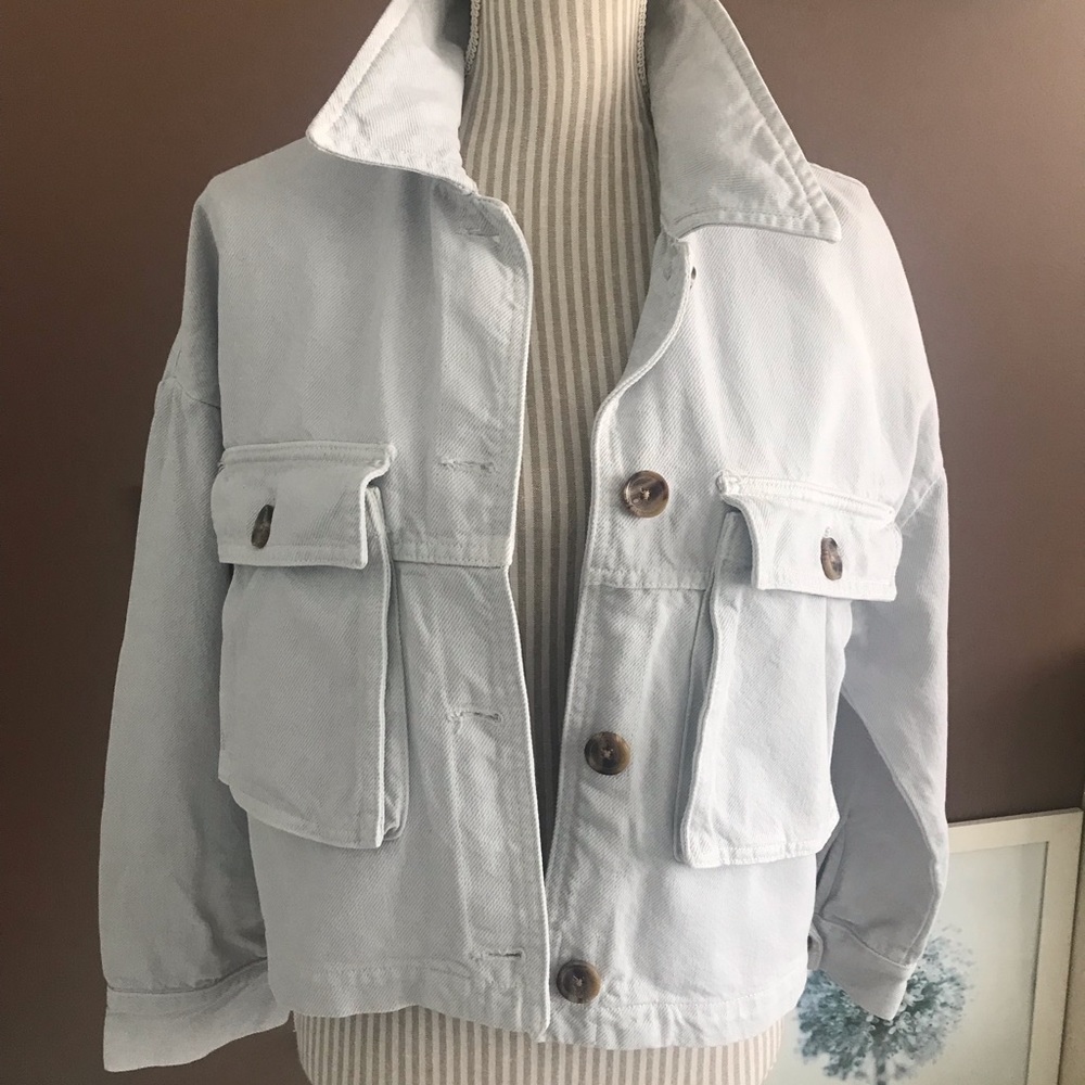 Zara Womens Solid Light Blue Crop Button Down Long Sleeve Jean Denim Jacket L